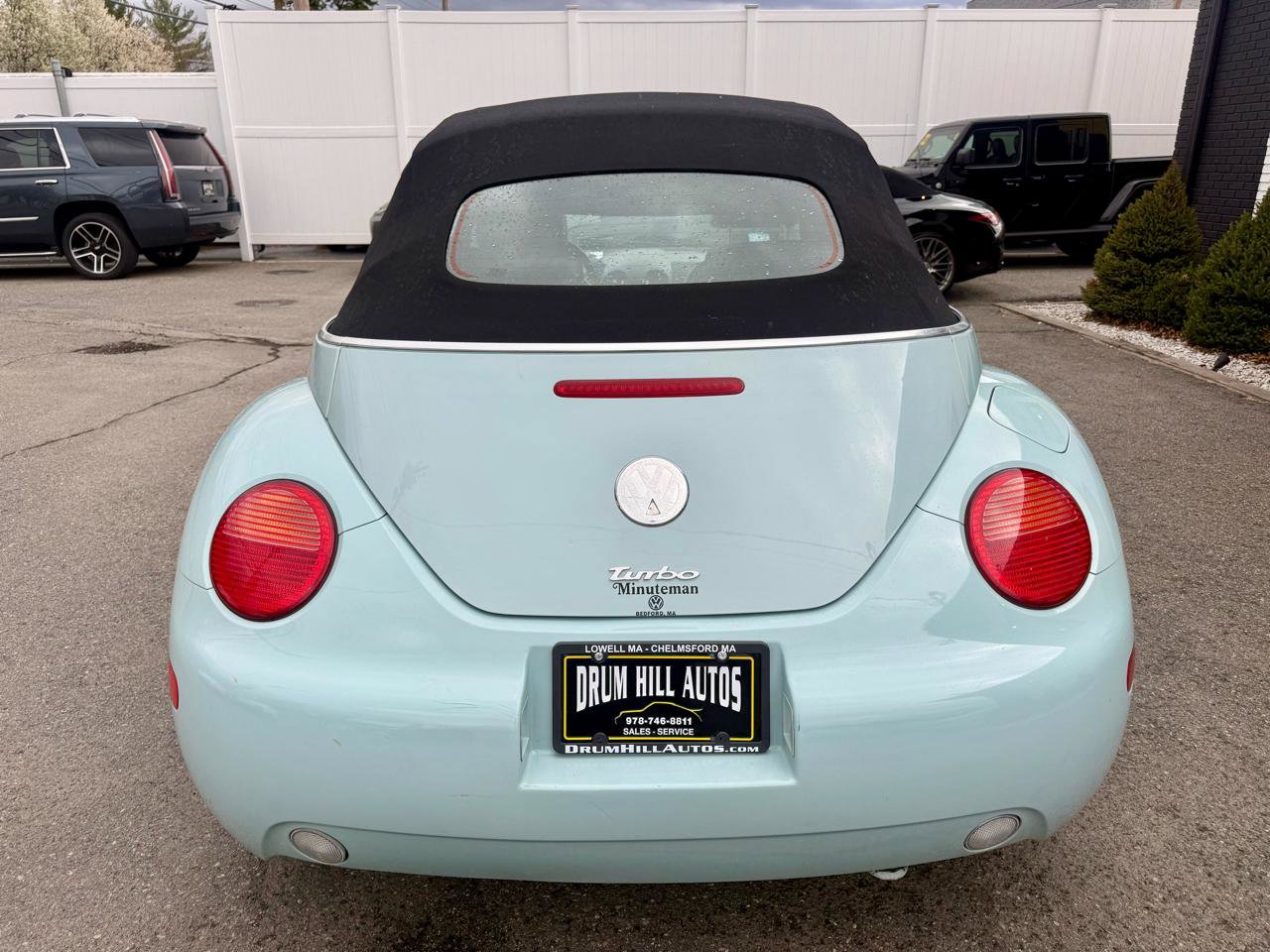 Used 2004 Volkswagen Beetle GLS FWD image 4