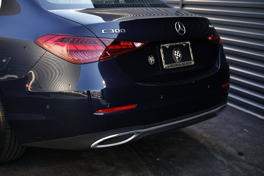 Used 2023 Mercedes-Benz C 300 4MATIC Sedan w/ Exclusive Trim Package image 9