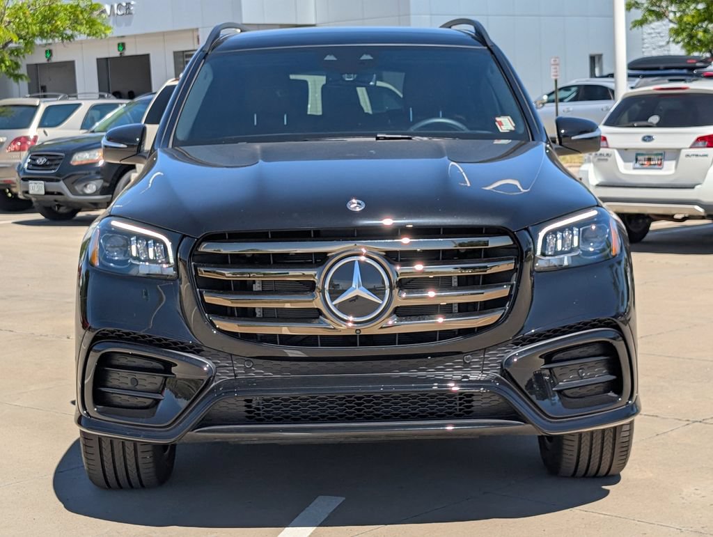 Used 2026 Mercedes-Benz GLS 450 4MATIC image 9