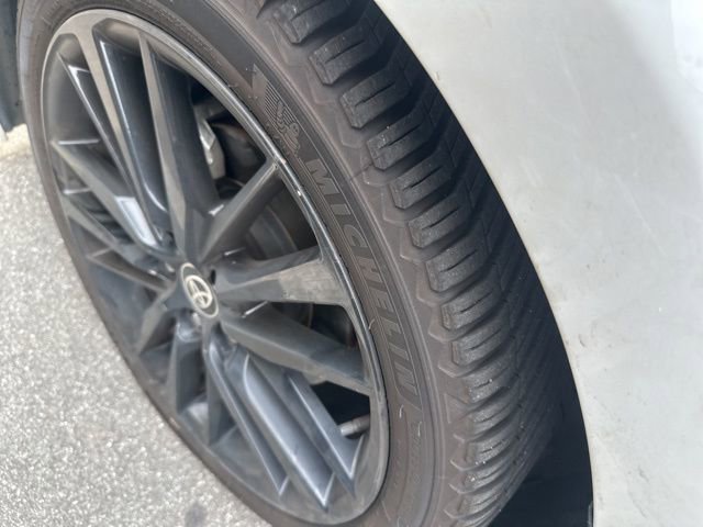 Used 2022 Toyota Camry XSE FWD image 6
