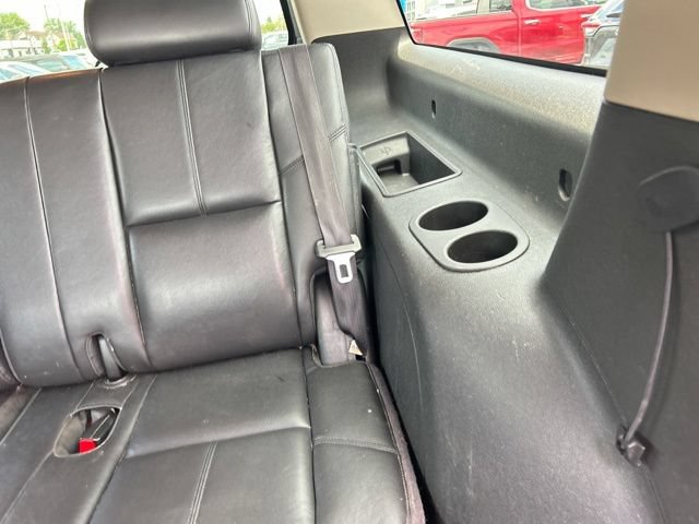 Used 2012 Chevrolet Suburban LT w/ Luxury Package AWD/4WD image 18