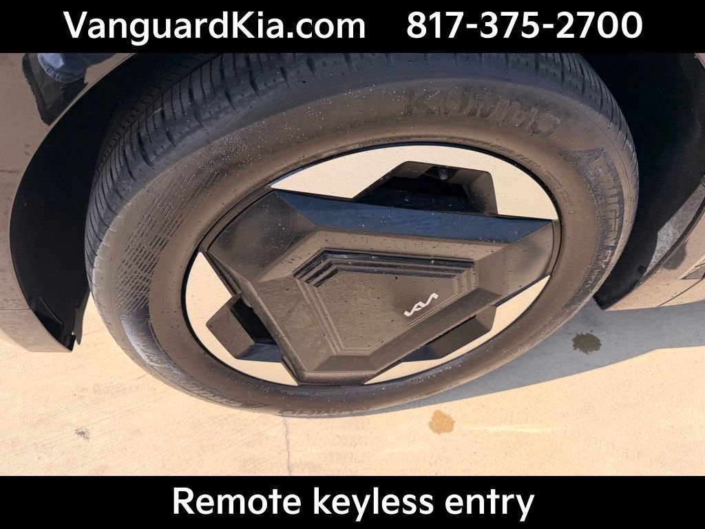 Certified 2024 Kia EV9 Land AWD/4WD image 8