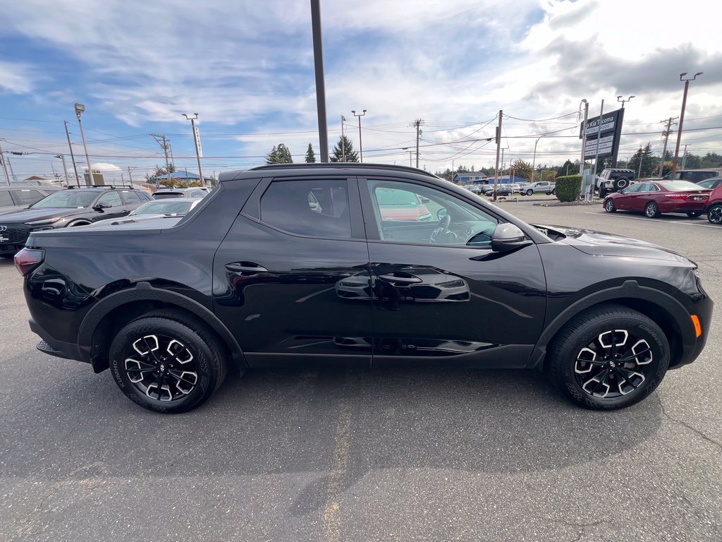 Used 2023 Hyundai Santa Cruz SEL w/ Activity Package FWD image 8
