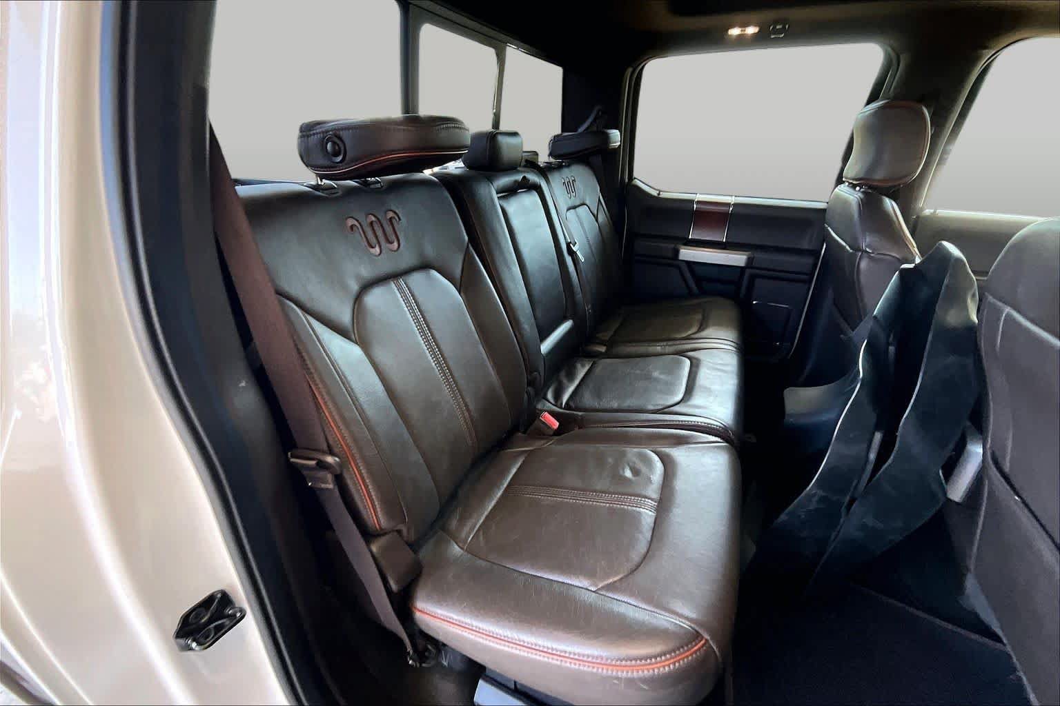 Used 2017 Ford F250 King Ranch w/ King Ranch Ultimate Package AWD/4WD image 19