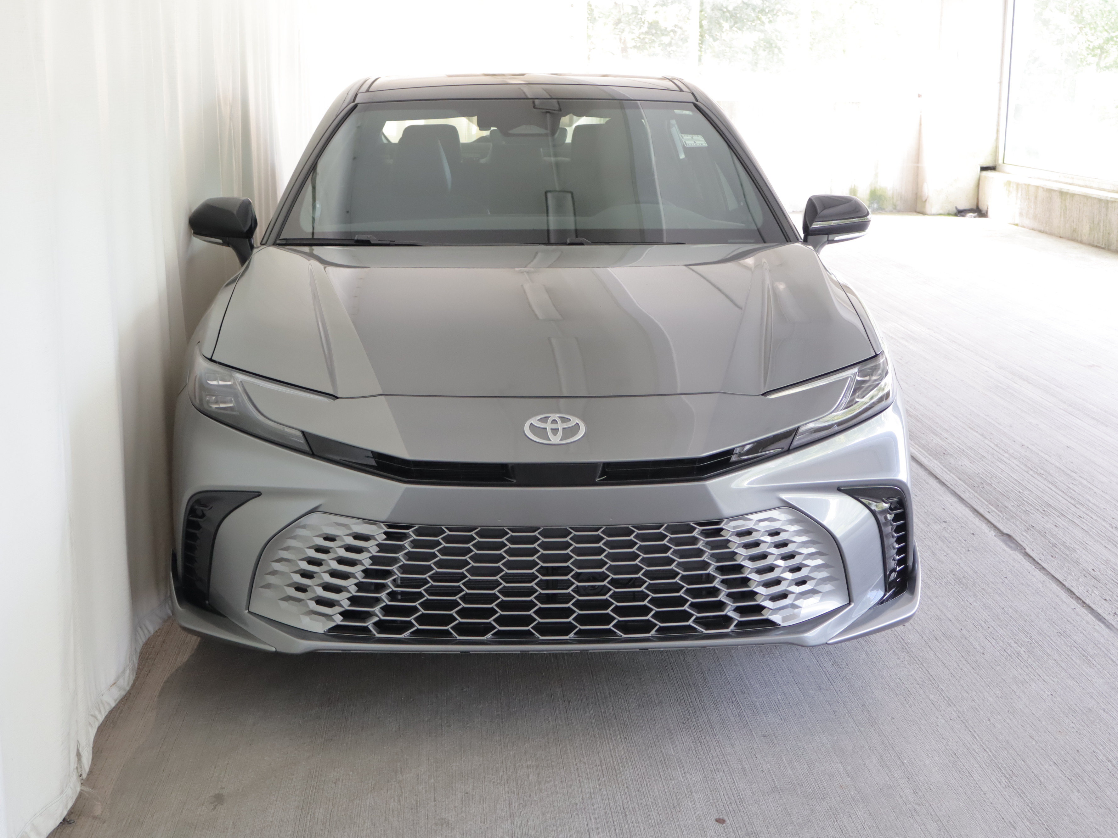 New 2026 Toyota Camry XSE w/ Premium Package AWD/4WD image 4
