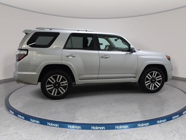 Used 2018 Toyota 4Runner Limited AWD/4WD image 5