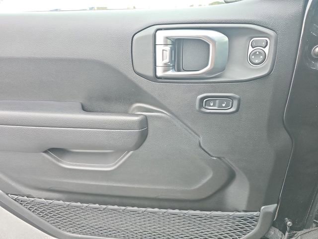 Used 2024 Jeep Wrangler Sport S image 29