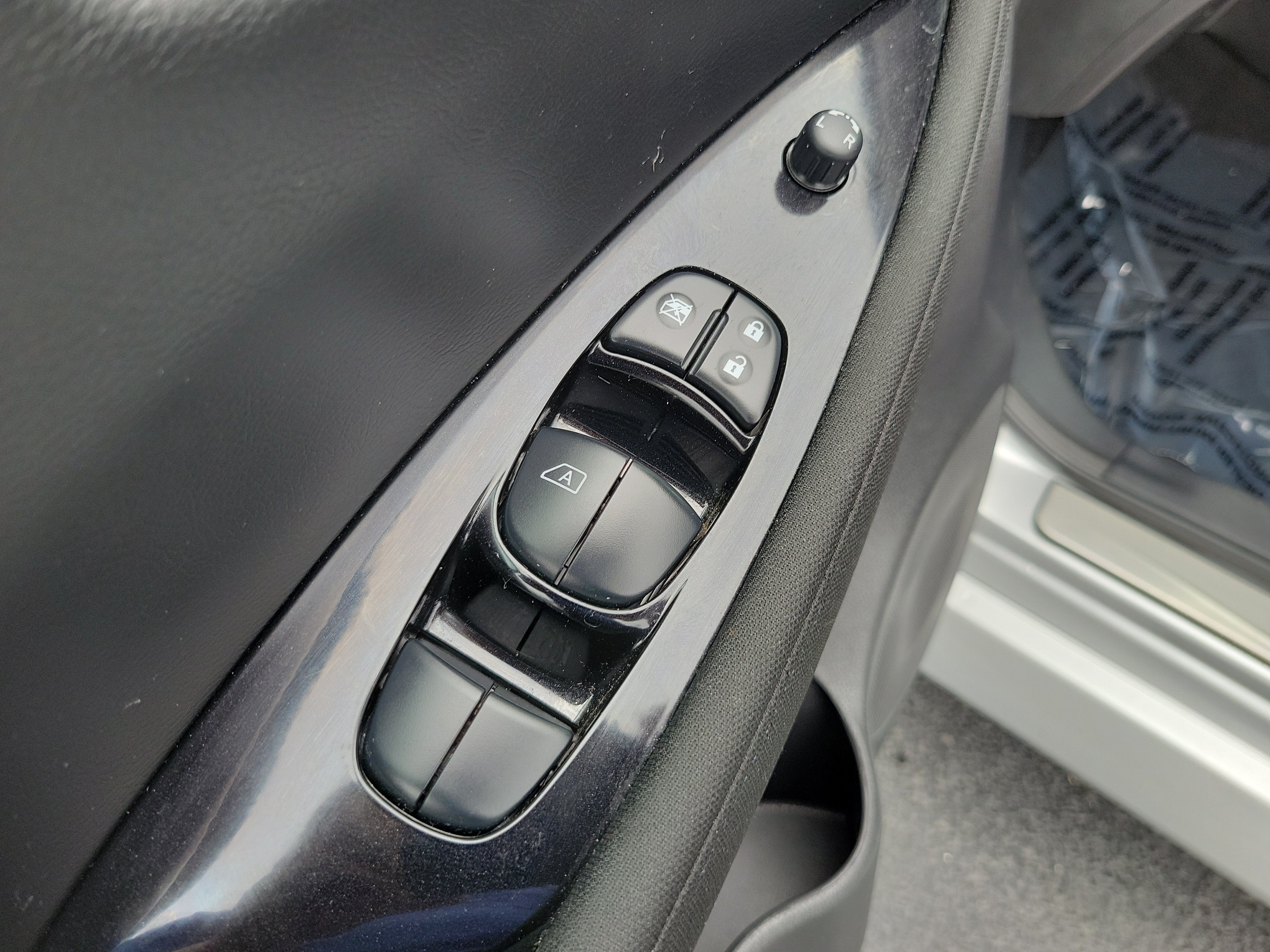 Used 2024 Nissan Leaf SV Plus FWD image 19