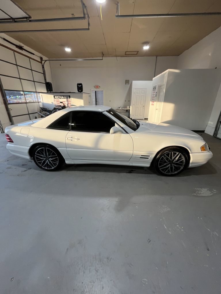 Used 2001 Mercedes-Benz SL 500 image 2