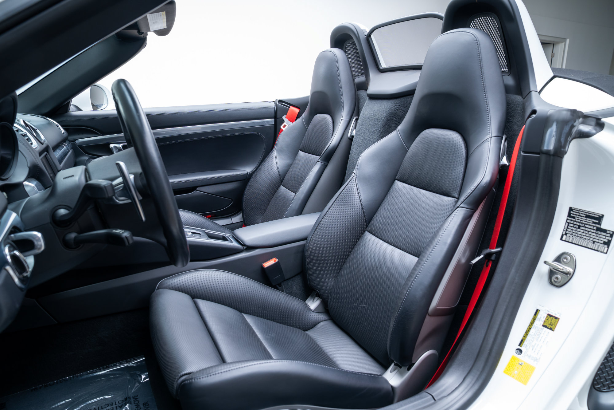 Used 2016 Porsche Boxster GTS RWD image 19