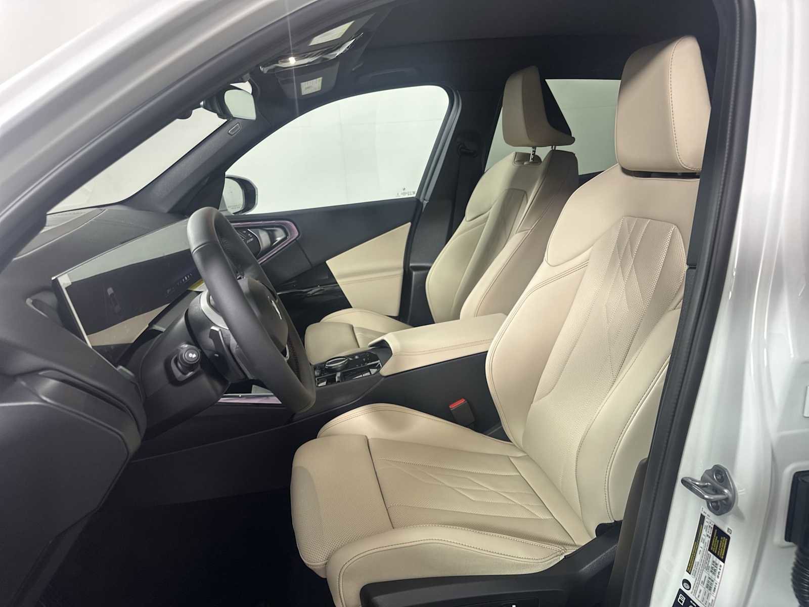 New 2026 BMW X3 xDrive30 w/ Premium Package image 11