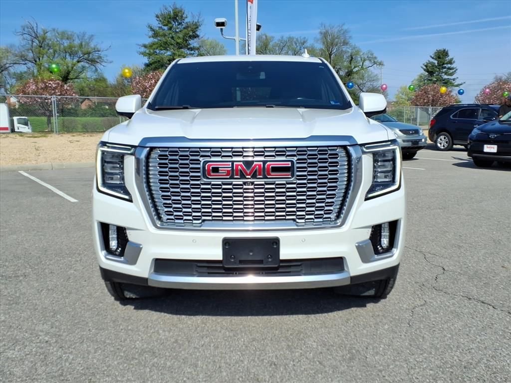 Used 2023 GMC Yukon Denali AWD/4WD image 10