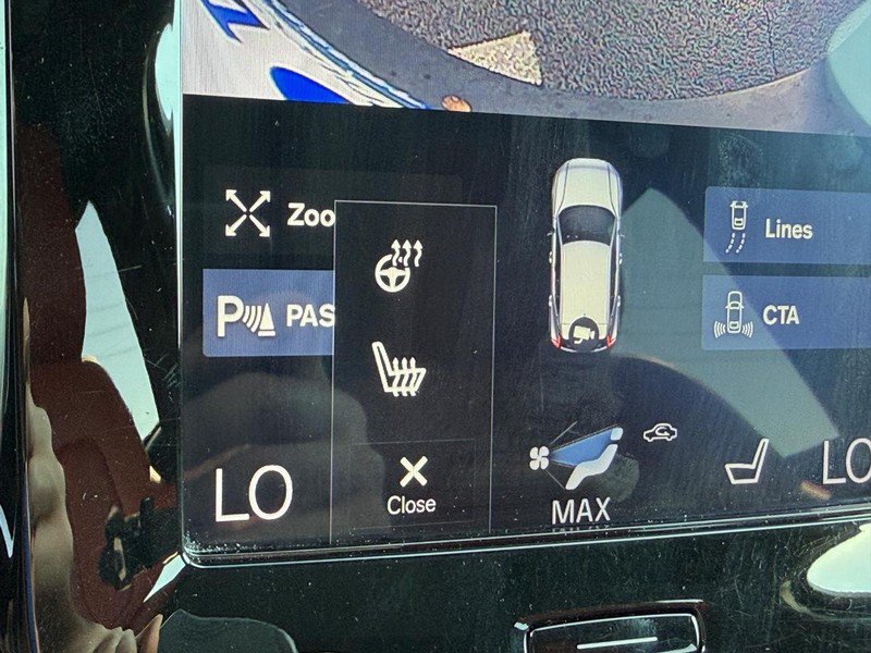 Used 2019 Volvo XC40 T5 Momentum AWD/4WD image 22