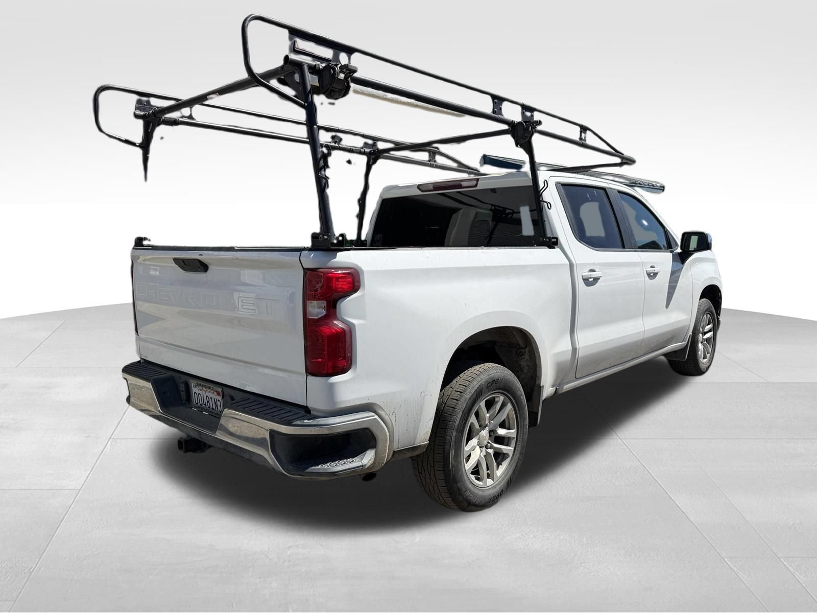 Used 2022 Chevrolet Silverado 1500 LT w/ LPO, Liner Protection Package RWD image 3