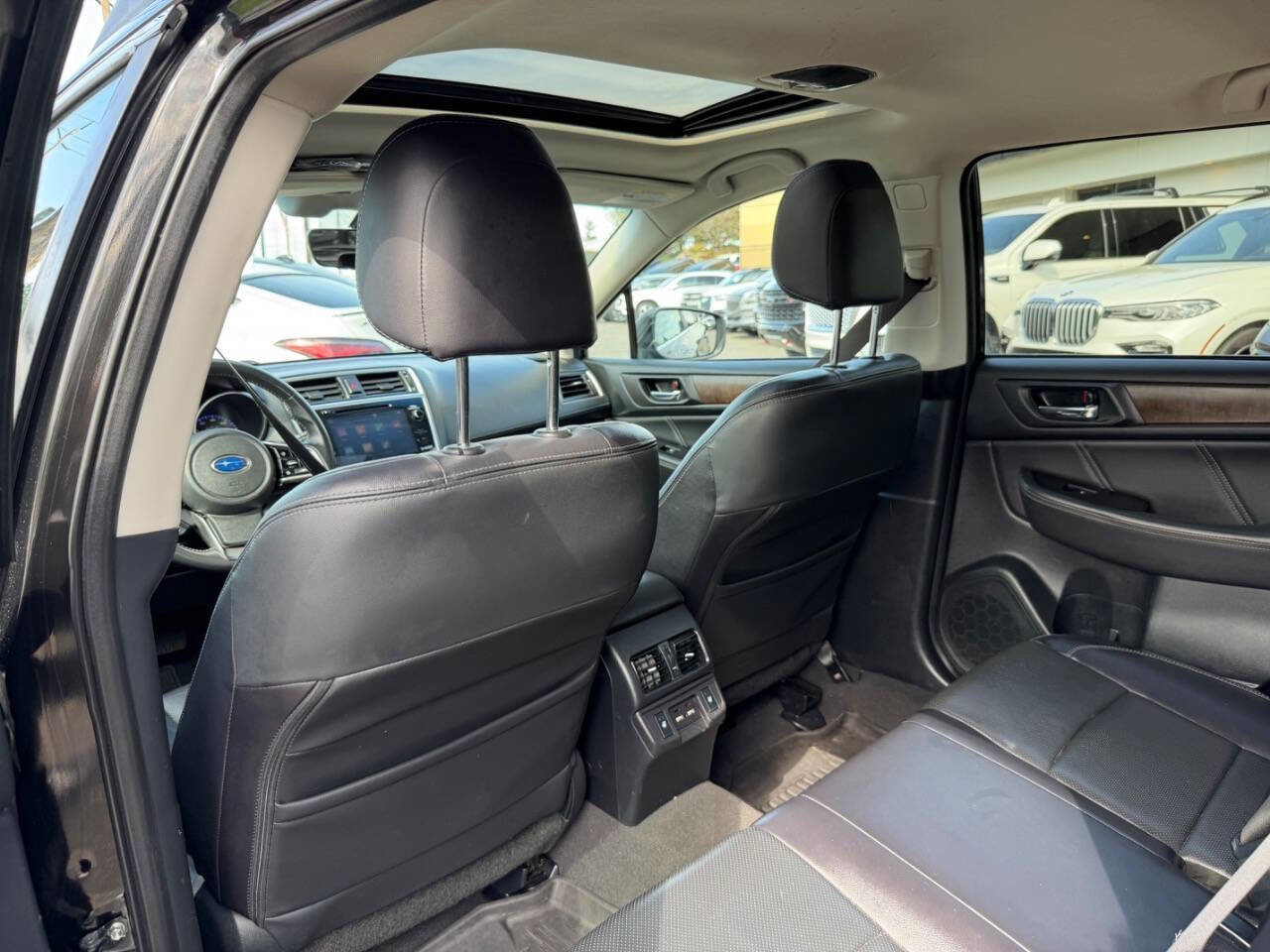 Used 2018 Subaru Outback 2.5i Limited AWD/4WD image 26