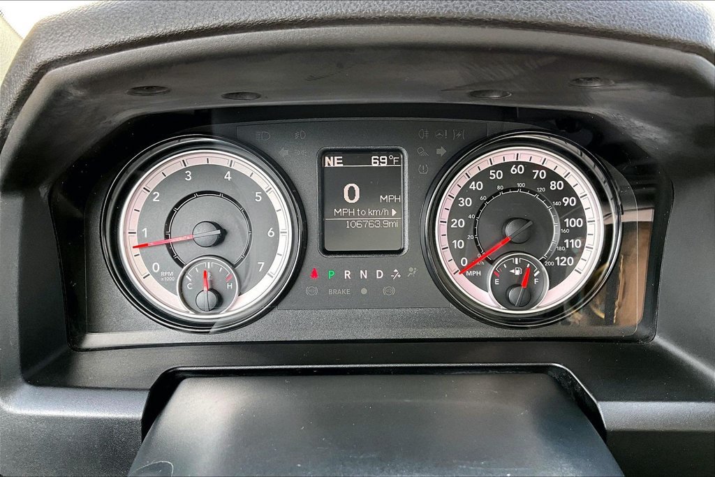 Used 2021 RAM 1500 Classic SLT RWD image 26