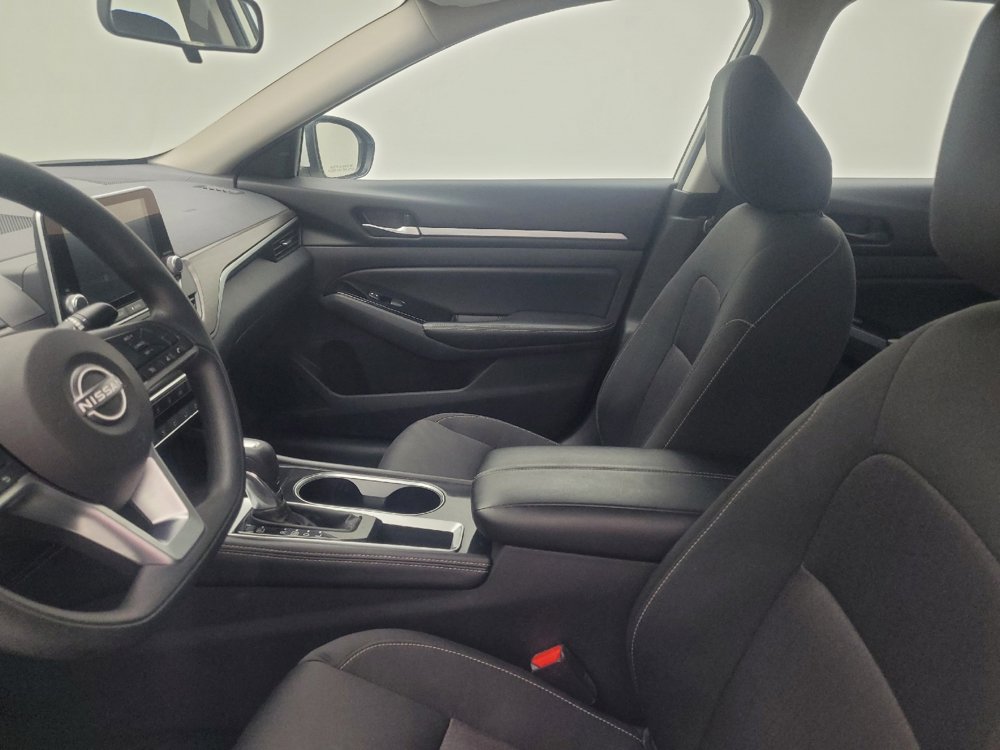 Used 2023 Nissan Altima 2.5 SV image 17