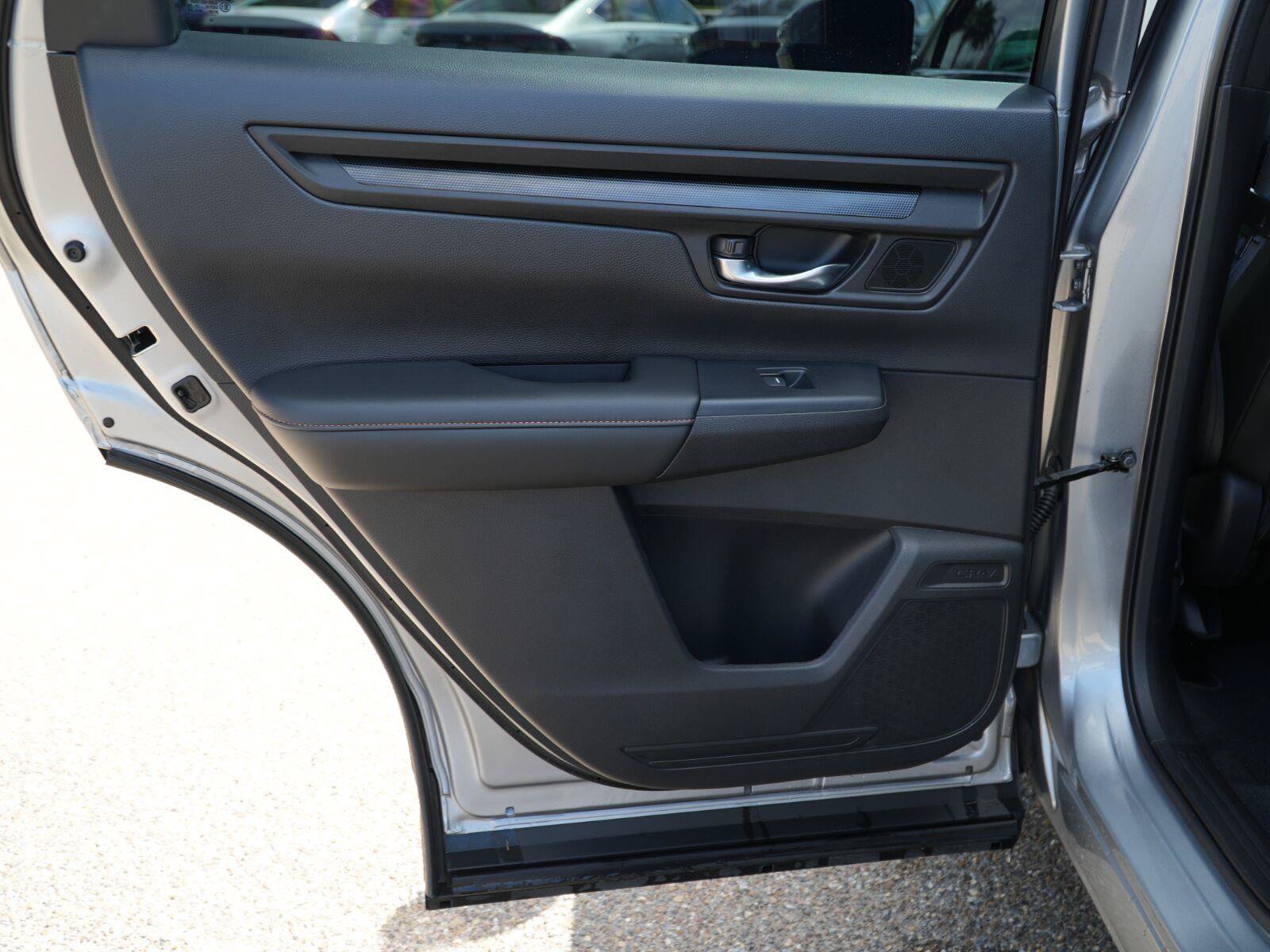 Used 2025 Honda CR-V Sport-L image 19