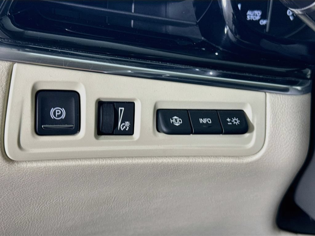 Used 2020 Cadillac XT6 Premium Luxury AWD/4WD image 21