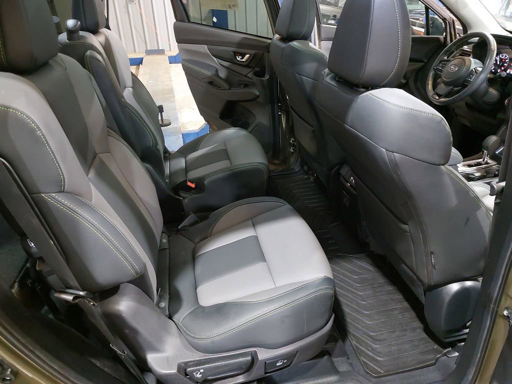 Used 2023 Subaru Ascent Onyx Edition image 11