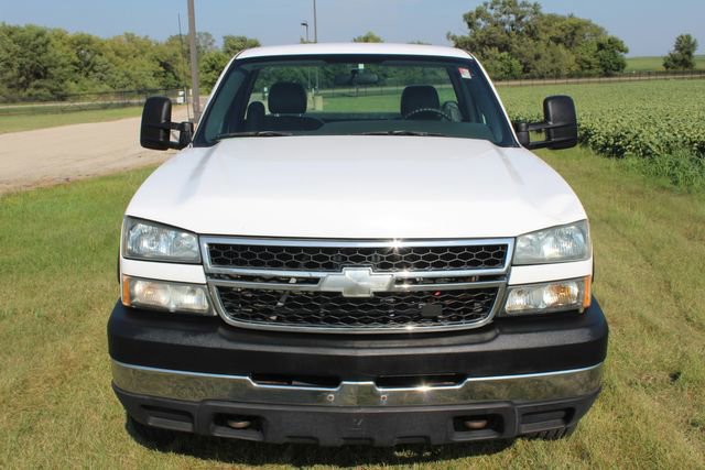 Used 2007 Chevrolet Silverado 3500 W/T w/ Skid Plate Package image 9