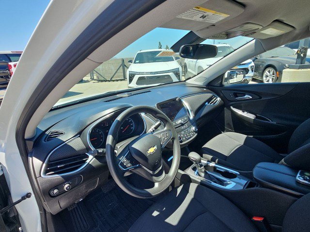 Used 2021 Chevrolet Malibu LT FWD image 10