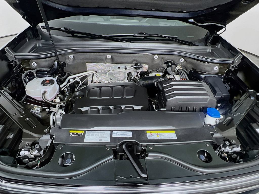 Used 2024 Volkswagen Atlas SEL image 32