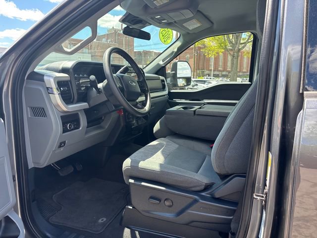 Used 2025 Ford F250 XLT w/ Snow Plow Prep Package AWD/4WD image 11