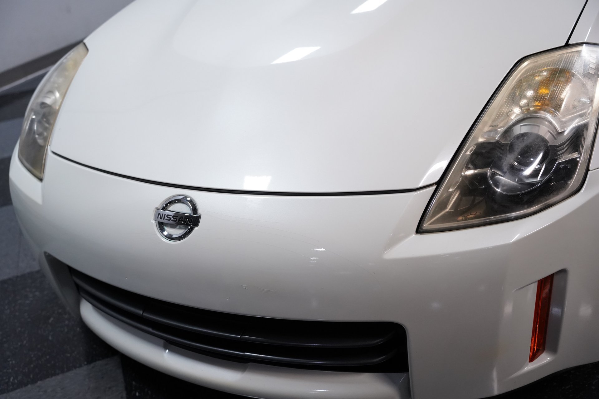 Used 2007 Nissan 350Z Touring RWD image 17