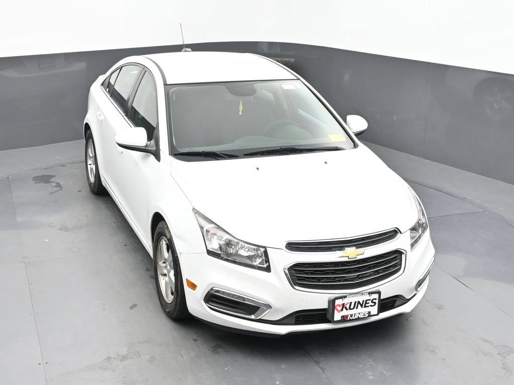 Used 2015 Chevrolet Cruze LT FWD image 29