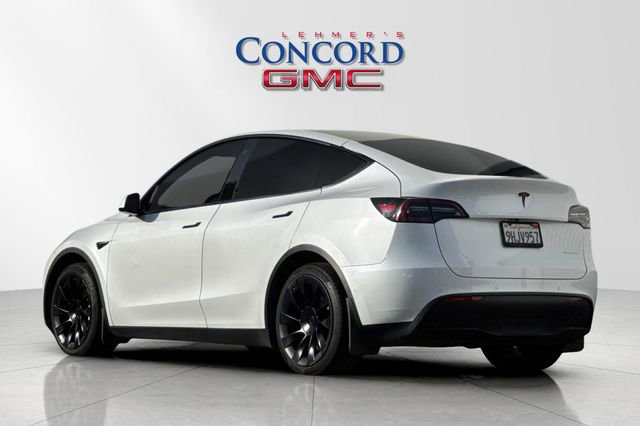 Used 2021 Tesla Model Y Long Range image 6