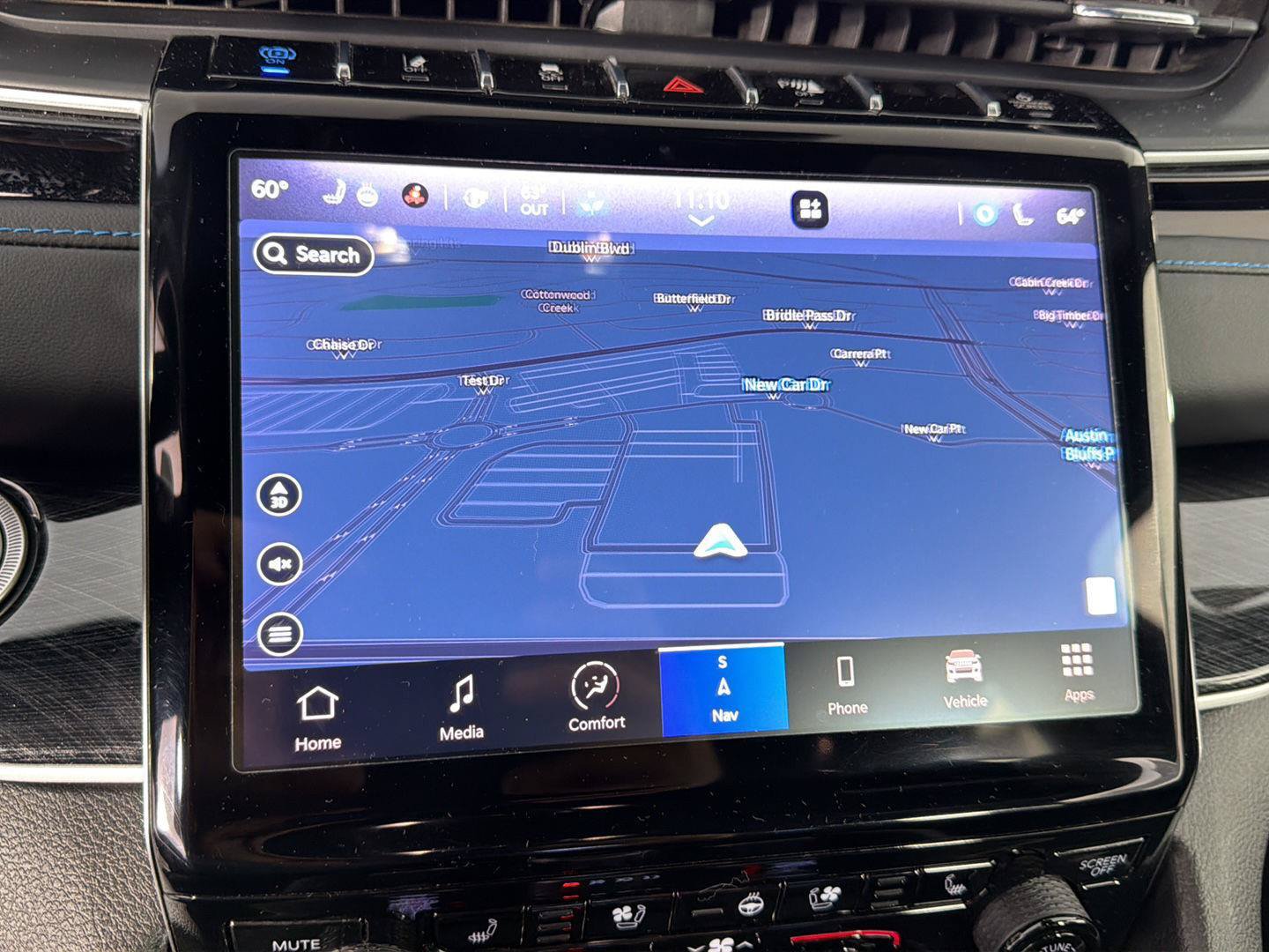 Used 2023 Jeep Grand Cherokee Trailhawk w/ Advanced Protech Group II AWD/4WD image 34
