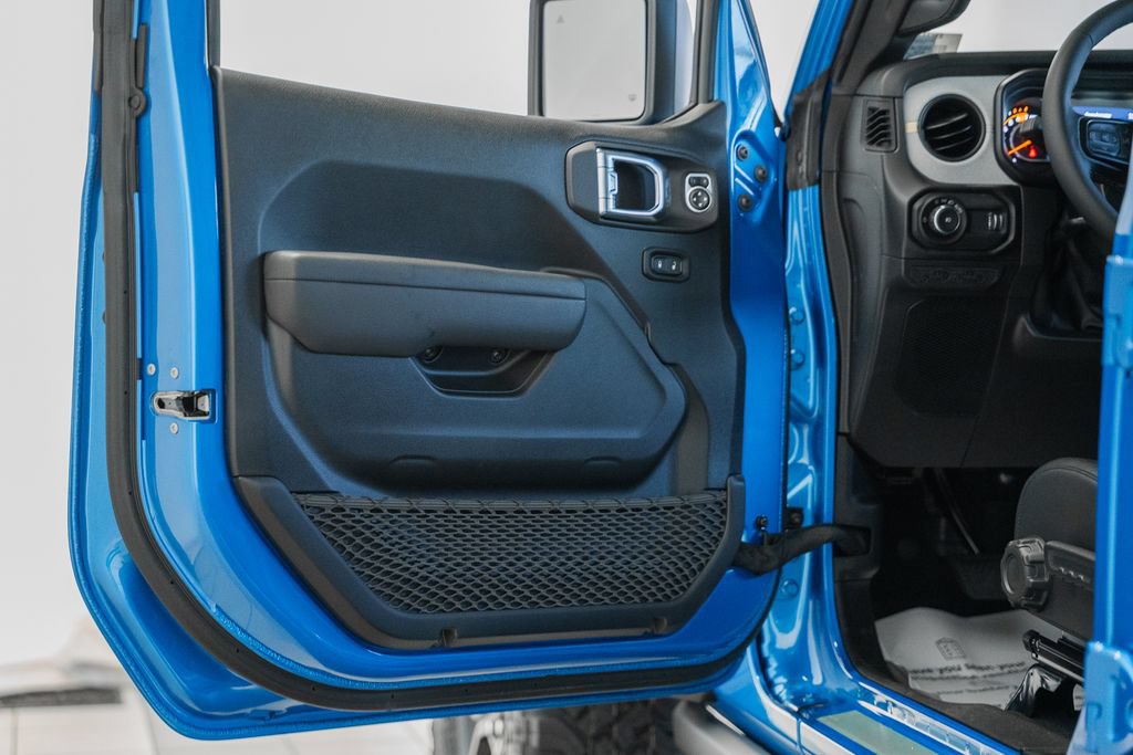 New 2026 Jeep Wrangler Unlimited Sport AWD/4WD image 36