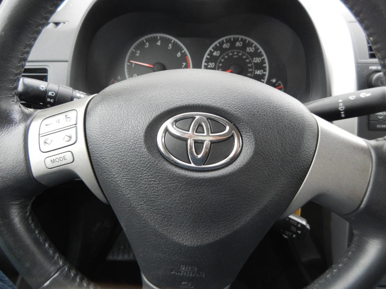 Used 2009 Toyota Corolla S FWD image 39