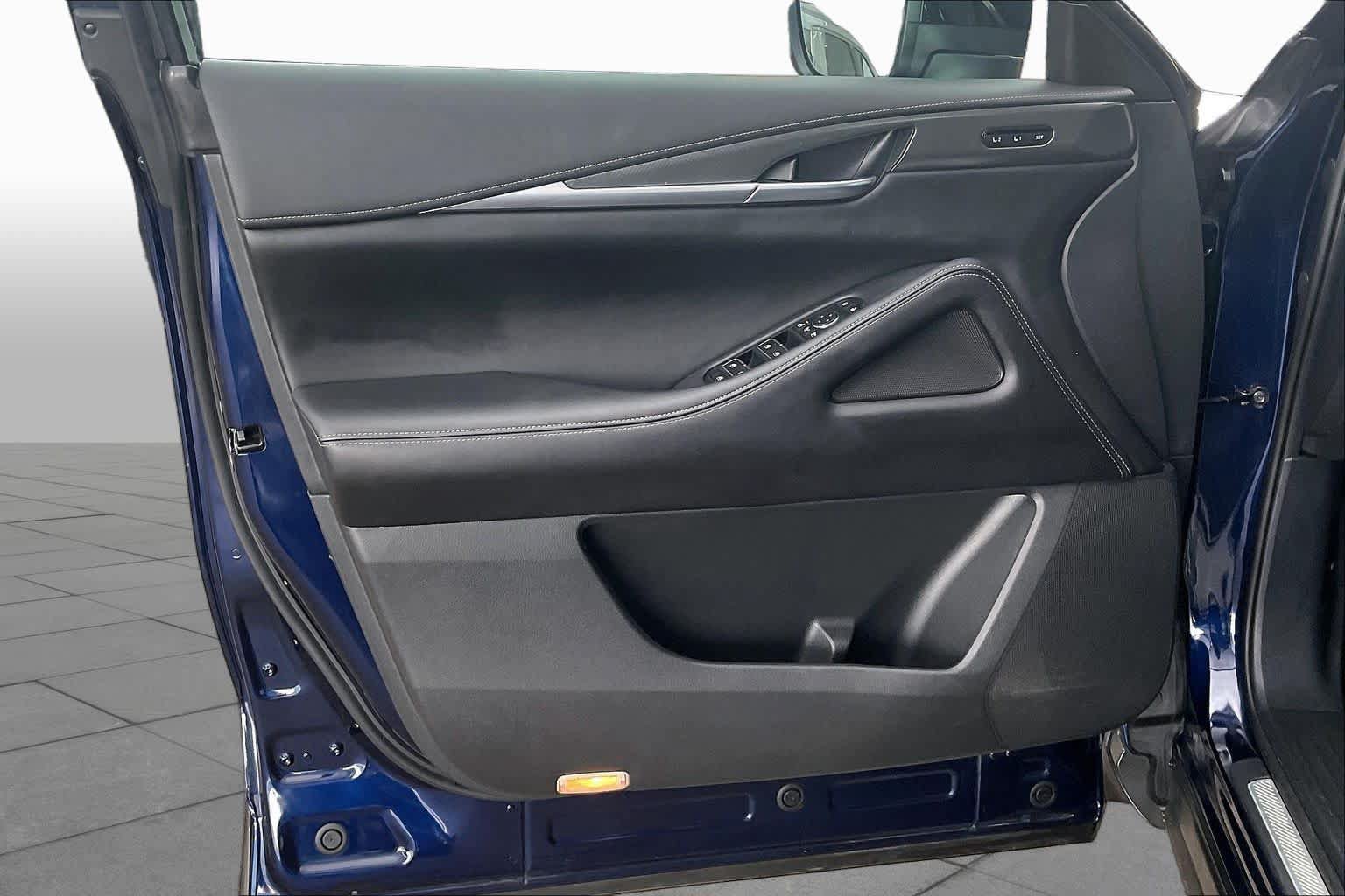 Used 2022 INFINITI QX60 Luxe w/ Cargo Package FWD image 22