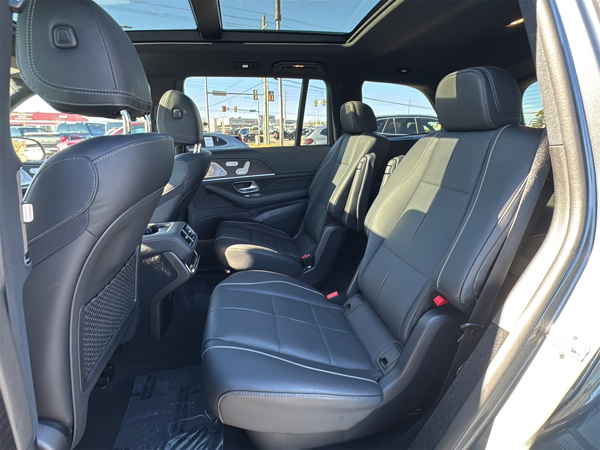 Certified 2022 Mercedes-Benz GLS 580 4MATIC image 13