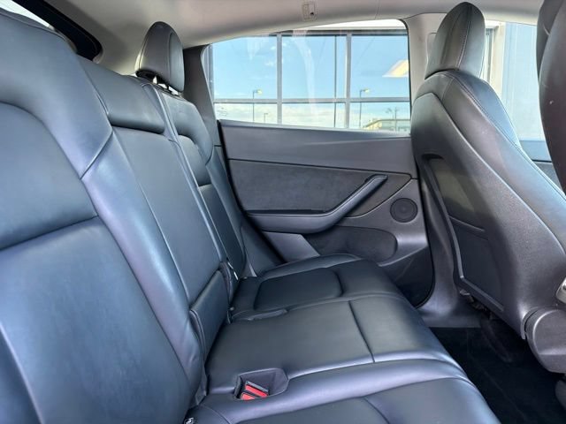 Used 2021 Tesla Model Y Long Range AWD/4WD image 15