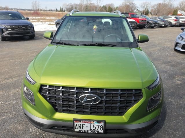 Used 2023 Hyundai Venue SEL image 8