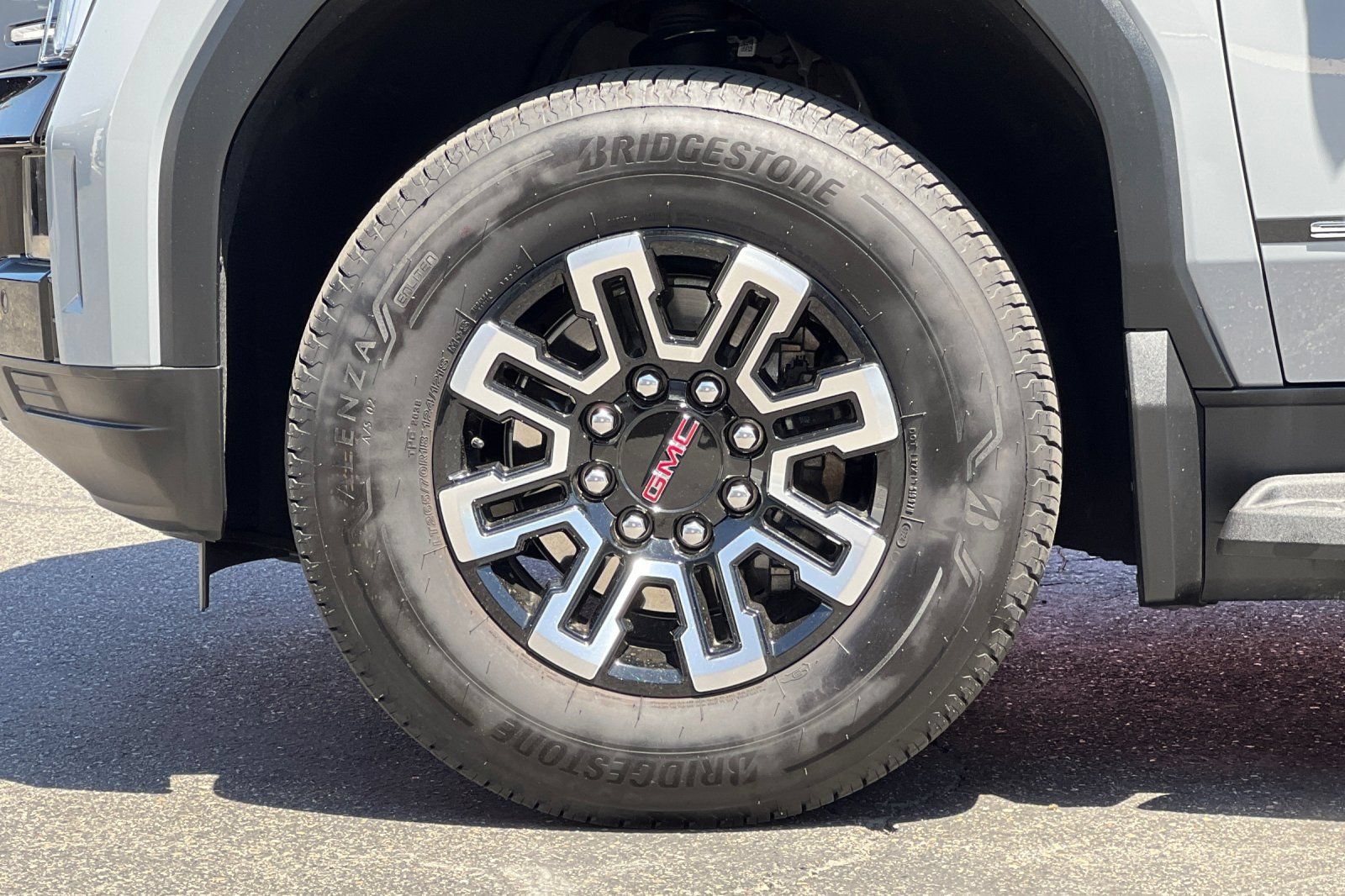 Used 2026 GMC Sierra EV Elevation AWD/4WD image 40