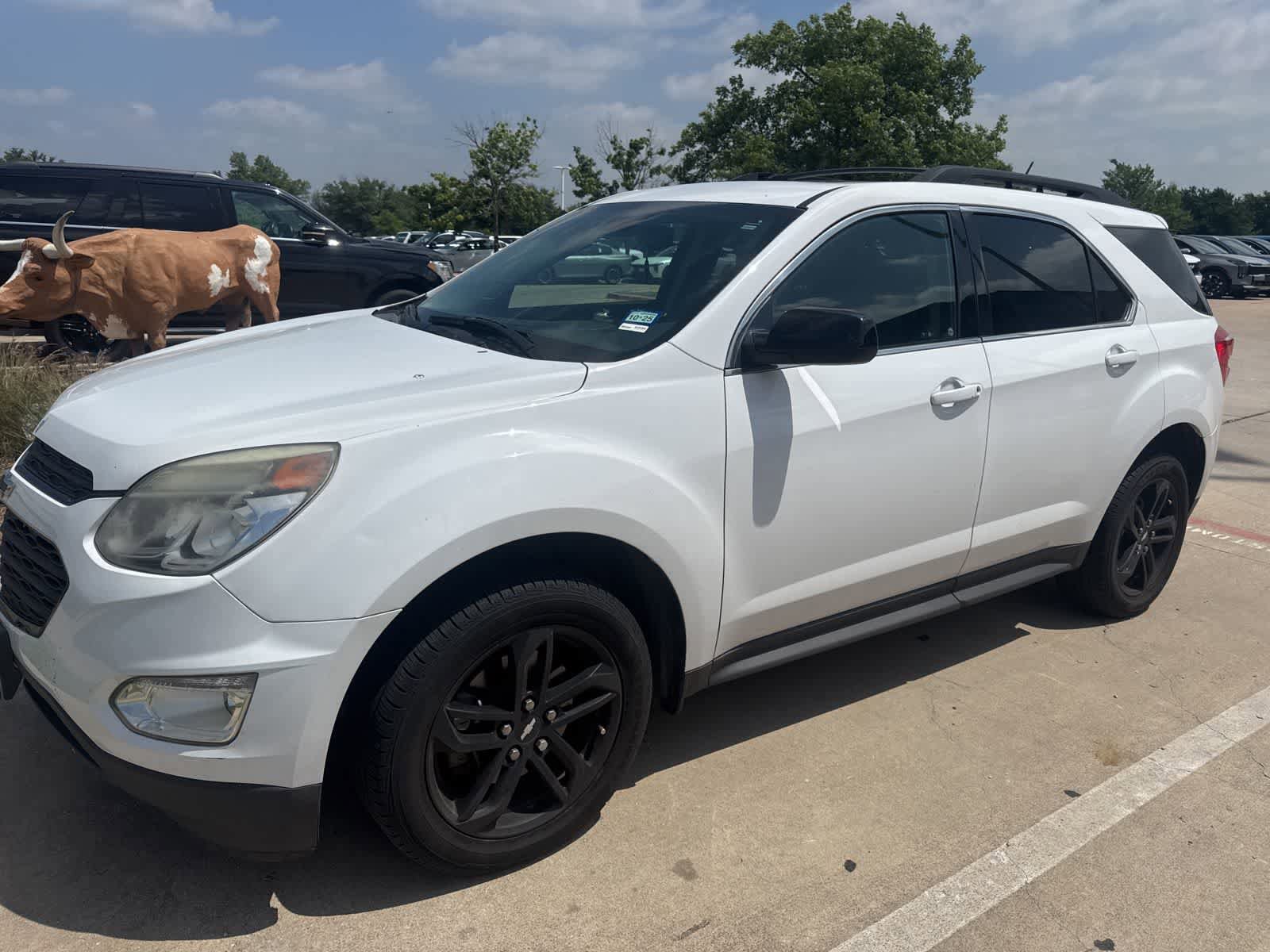 Used 2017 Chevrolet Equinox LT FWD image 1