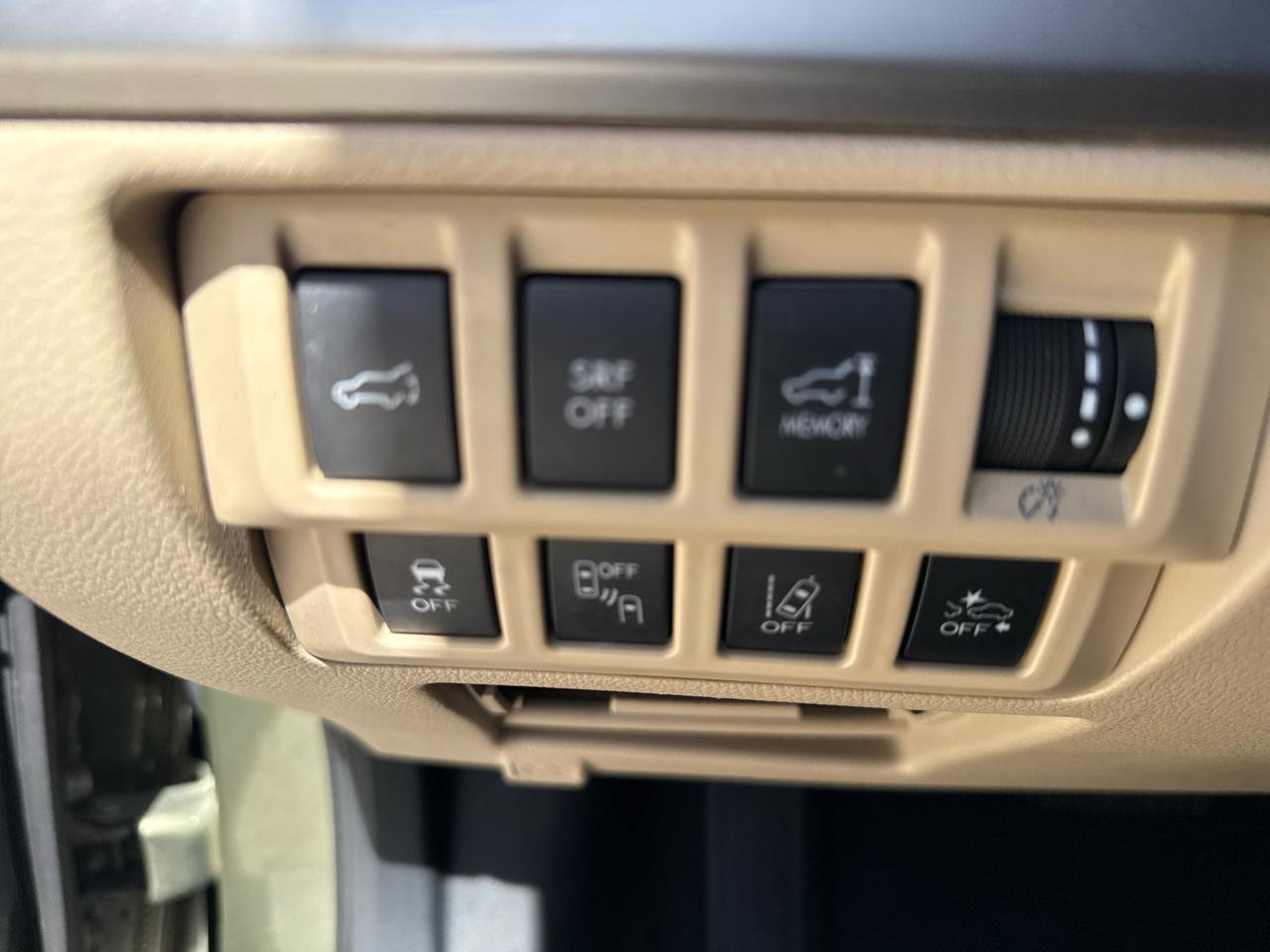 Used 2016 Subaru Outback 2.5i Limited AWD/4WD image 27