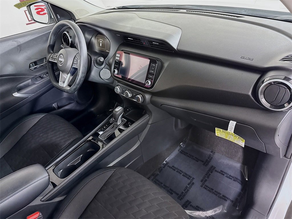 Certified 2024 Nissan Kicks SV image 29