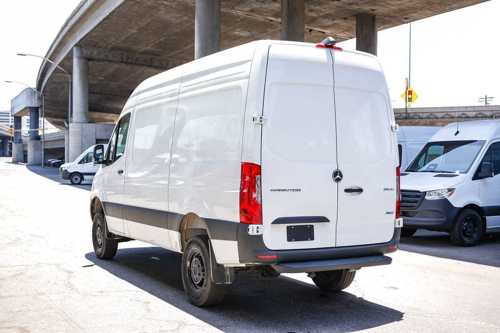 New 2025 Mercedes-Benz Sprinter 2500 image 9