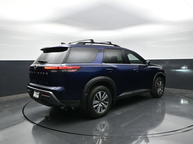 Used 2026 Nissan Pathfinder SL FWD image 8