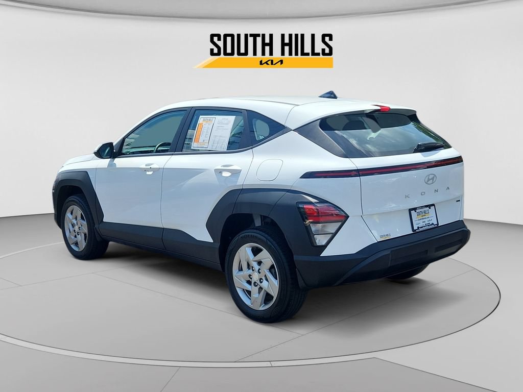 Used 2025 Hyundai Kona SE AWD/4WD image 3