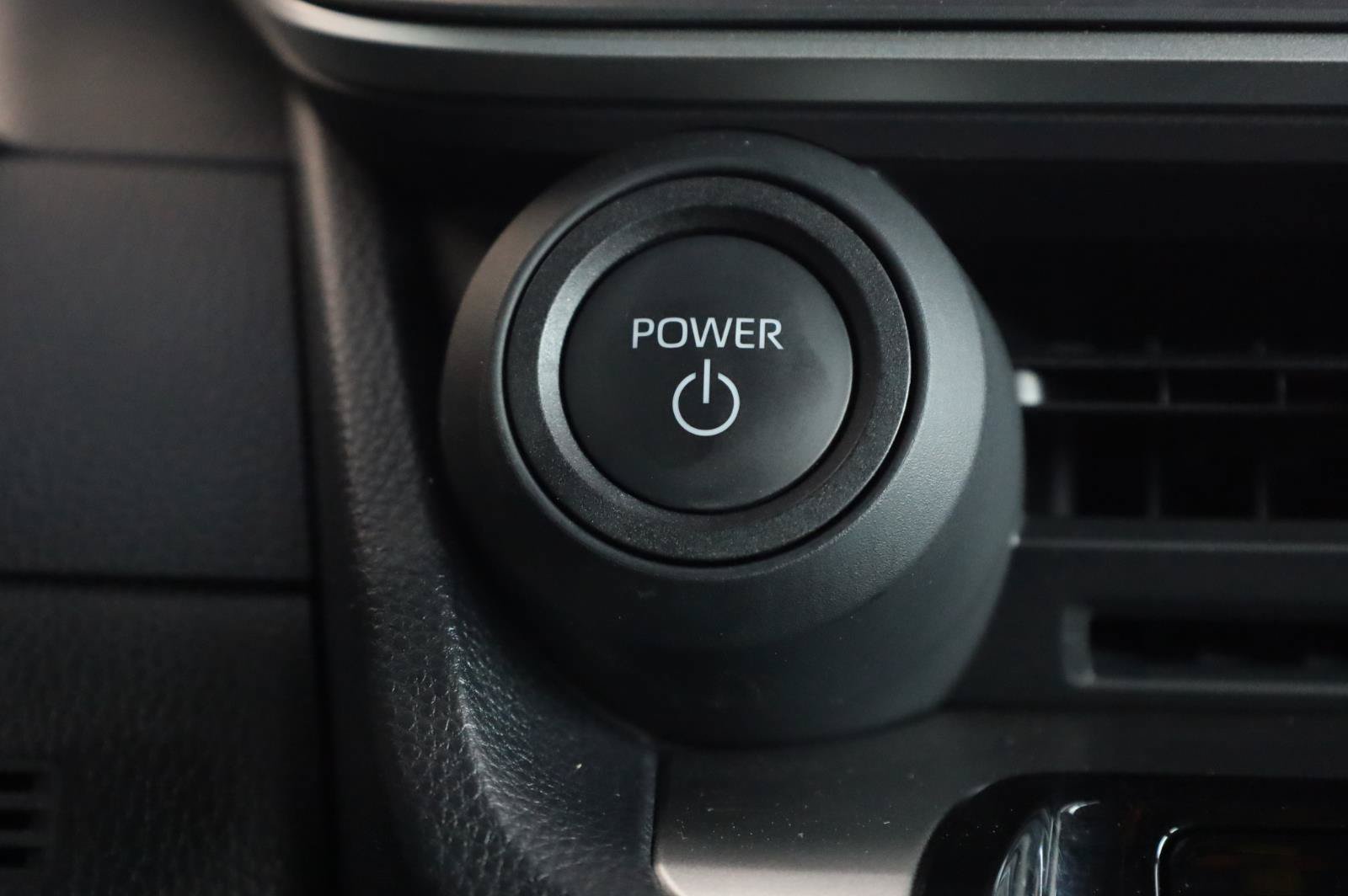 Used 2024 Toyota Prius LE FWD image 35
