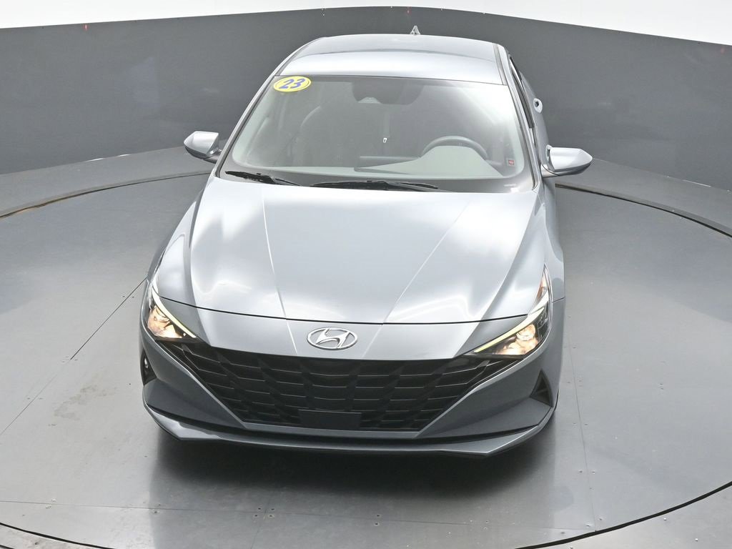 Used 2023 Hyundai Elantra SEL w/ Convenience Package image 40