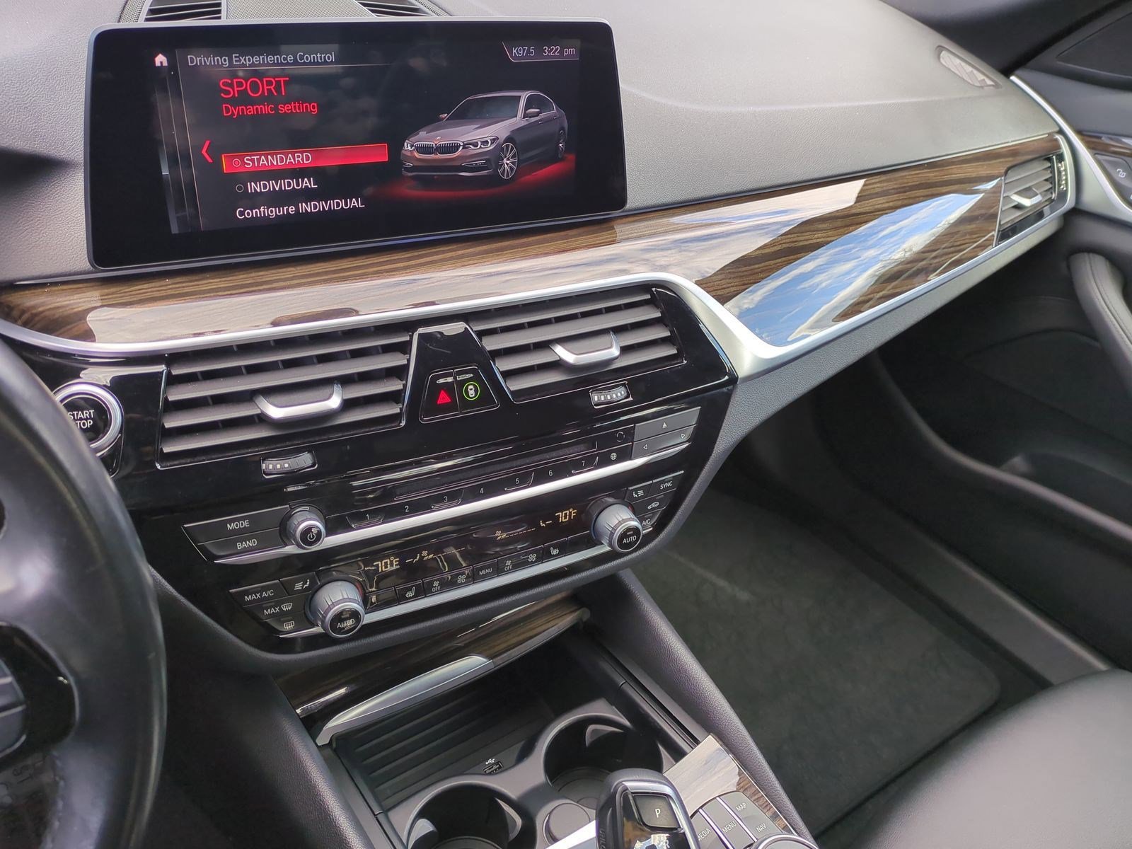 Used 2019 BMW 530e image 30