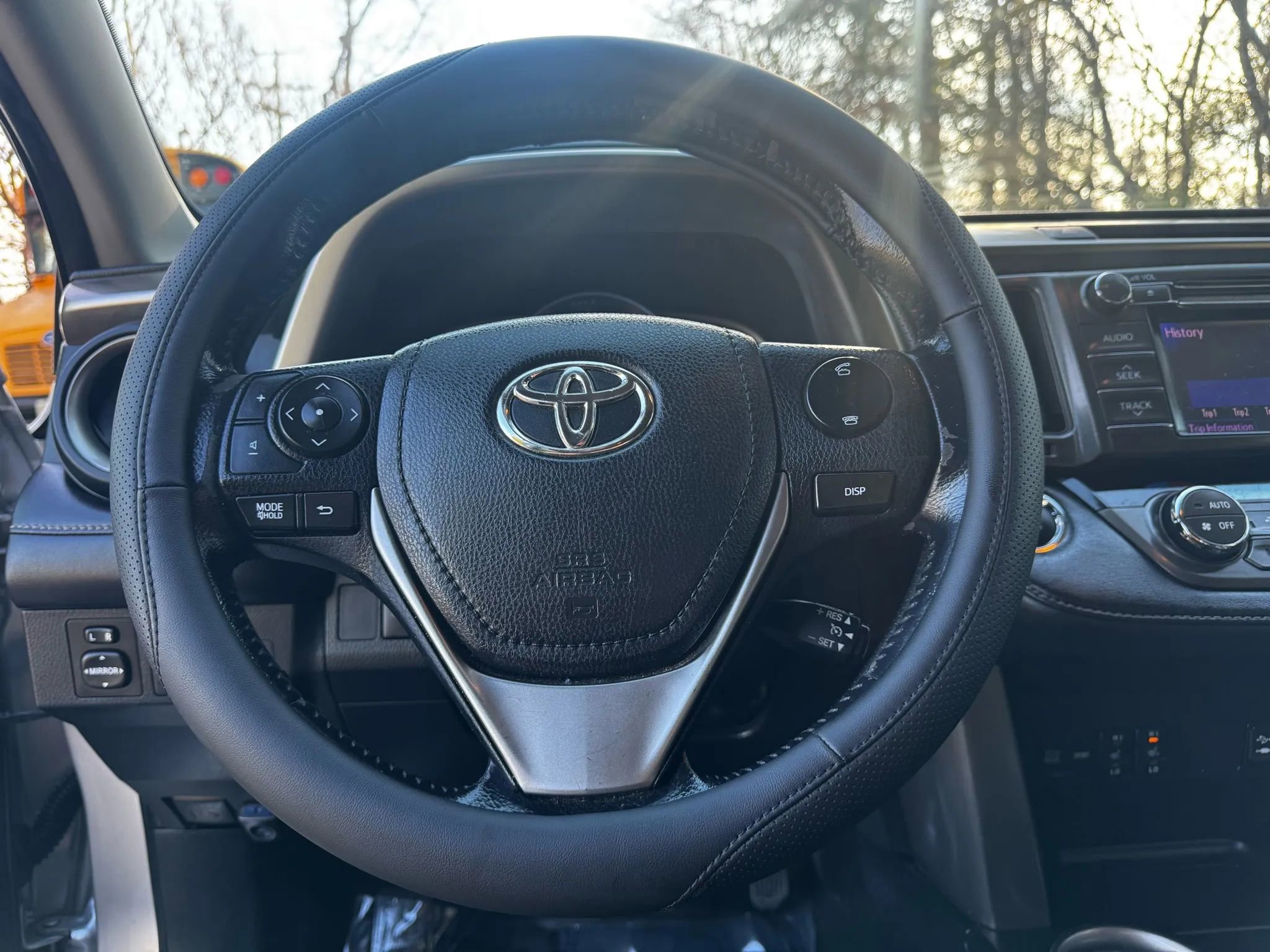 Used 2013 Toyota RAV4 Limited image 20