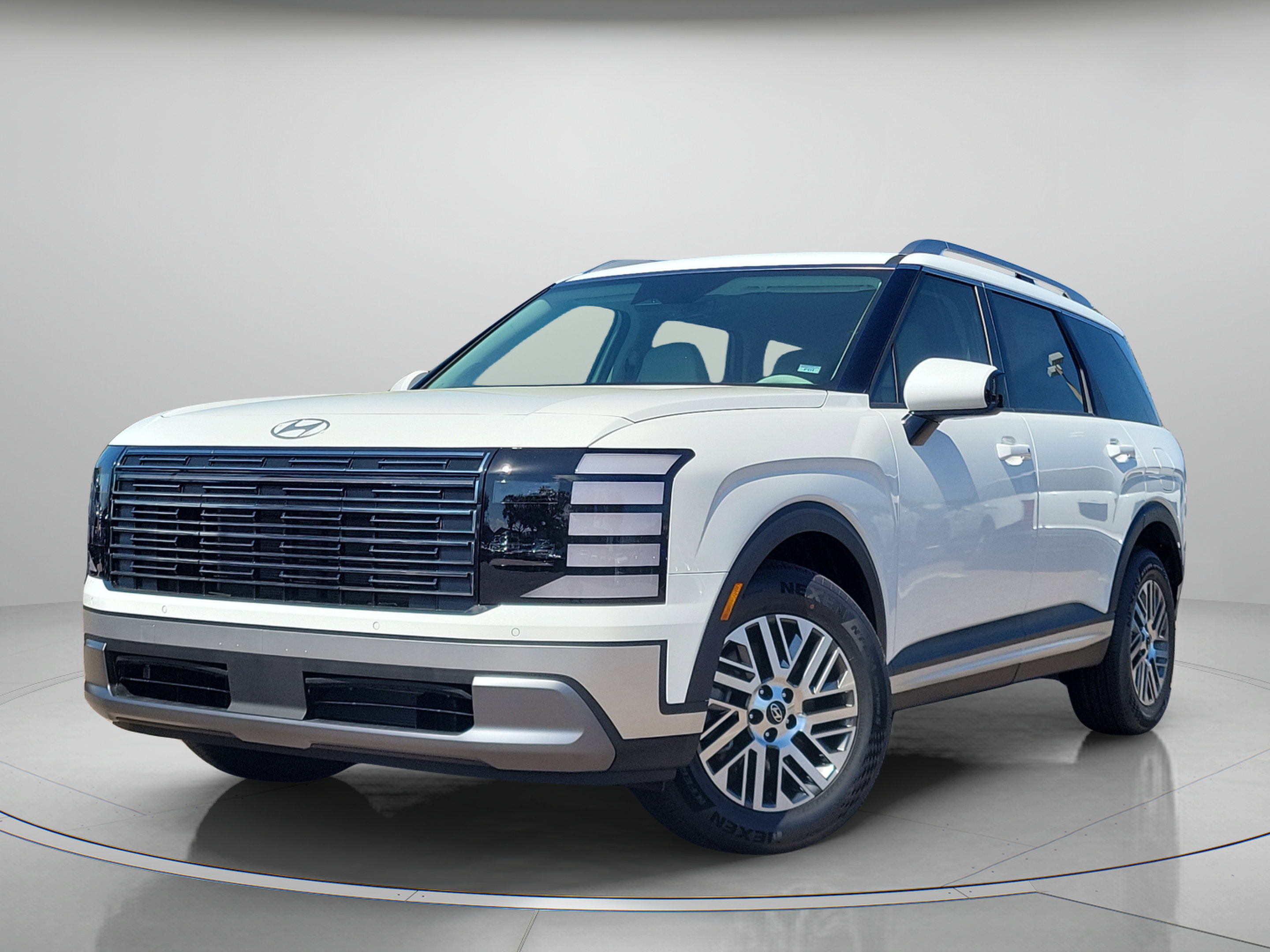 New 2026 Hyundai Palisade SEL FWD image 2